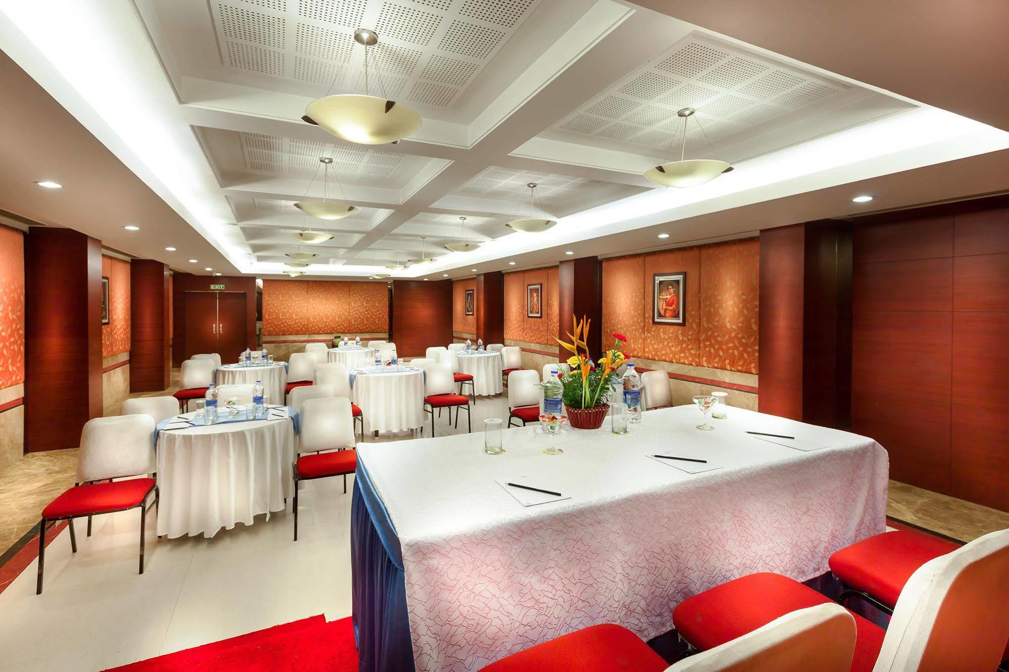 Regency Madurai By Grt Hotels Buitenkant foto
